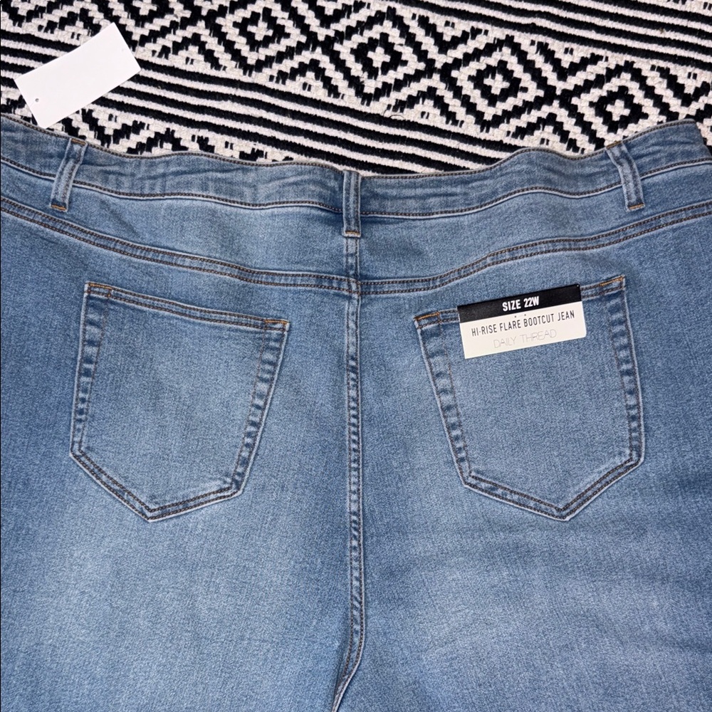 Hi Rise Flare Bootcut Jean - Picture 4 of 6